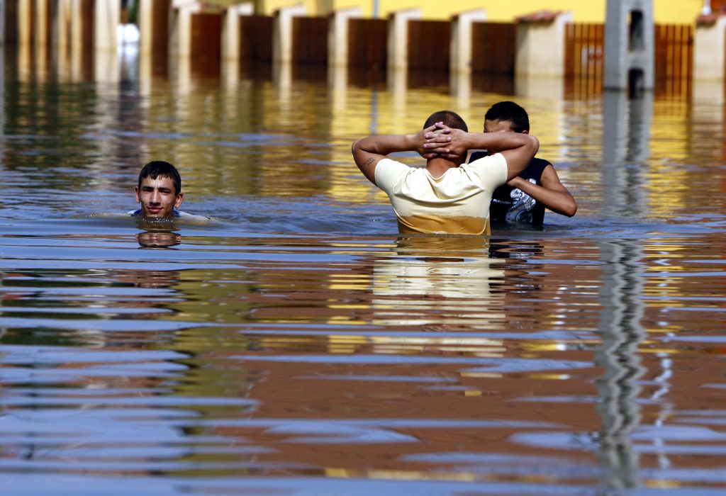 Ένας νεκρός από πλημμύρες στη Ρουμανία