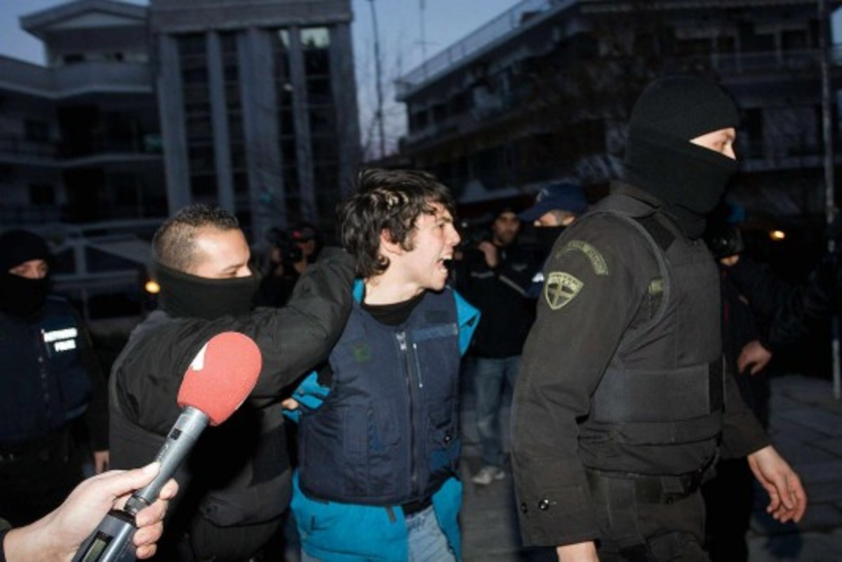 Κατάληψη στον σταθμό “Νέα Τηλεόραση Κρήτης” για τον Νίκο Ρωμανό
