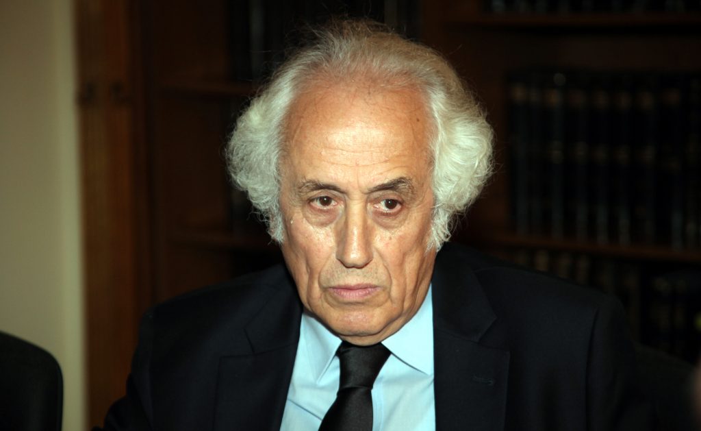 Ποιός υπουργός καθυστέρησε στην ορκωμοσία γιατί δεν έβρισκε ταξί