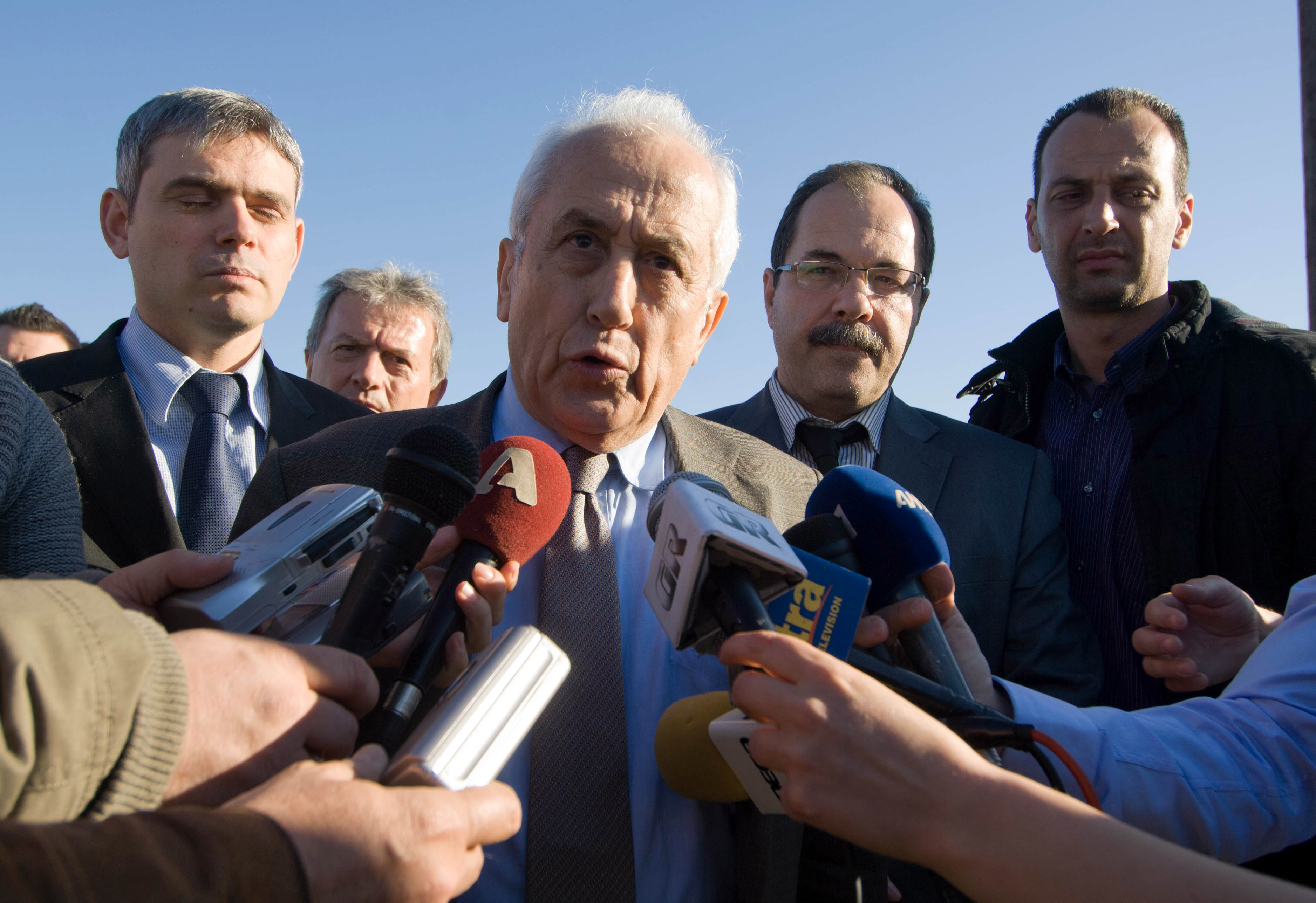 “Σπάνε” τα ισόβια για τους καταχραστές του Δημοσίου αν γυρίσουν τα κλεμένα!