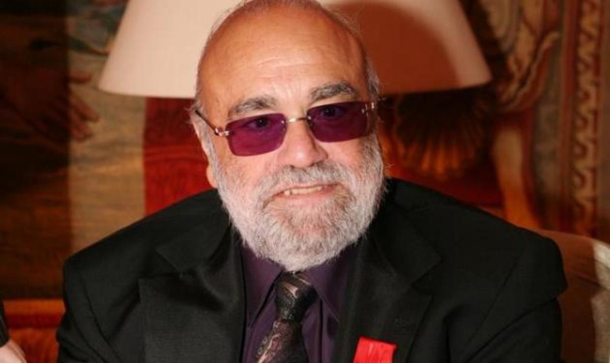 Θρήνος για τον Ντέμη Ρούσσο – Το μήνυμα αποχαιρετισμού του Γιάννη Κότσιρα