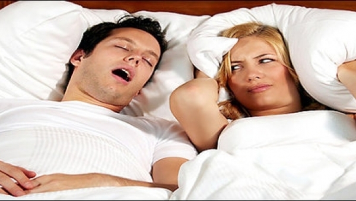 Κόψτε το ροχαλητό με επτά tips – εξπρές!