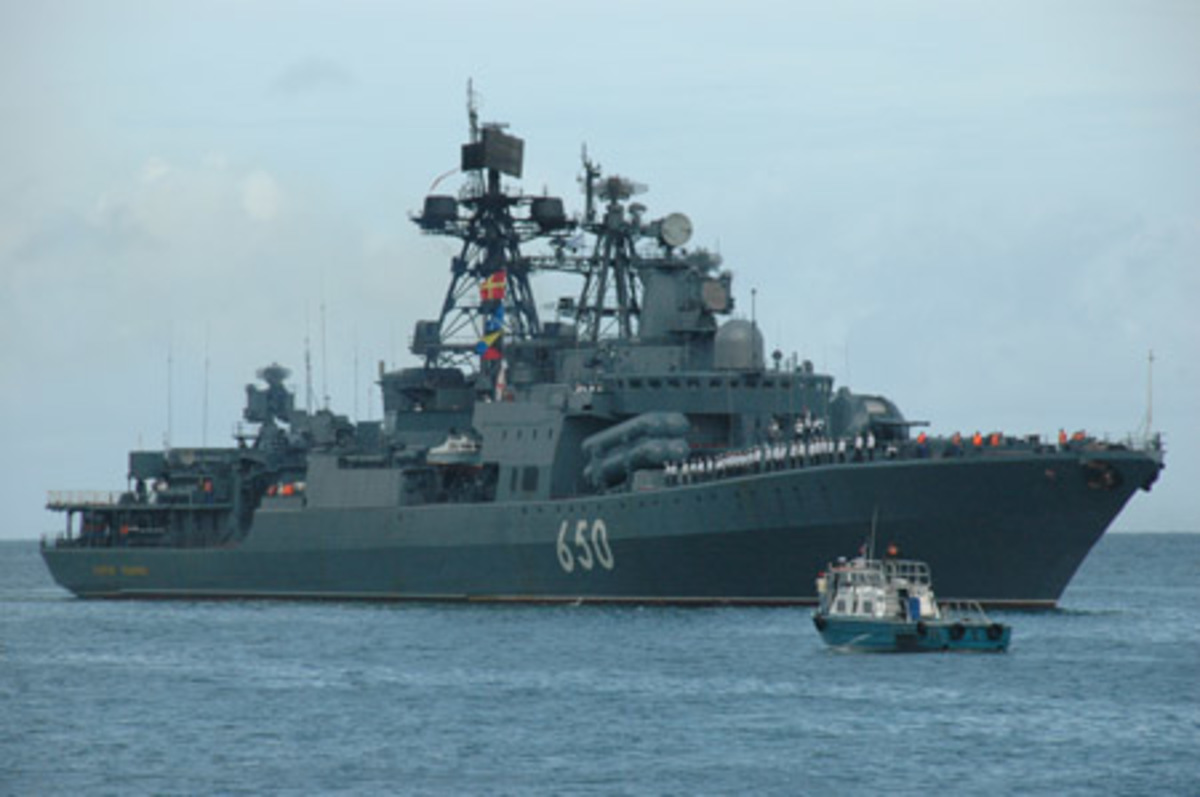 Ρωσικά πλοία στον Πειραιά