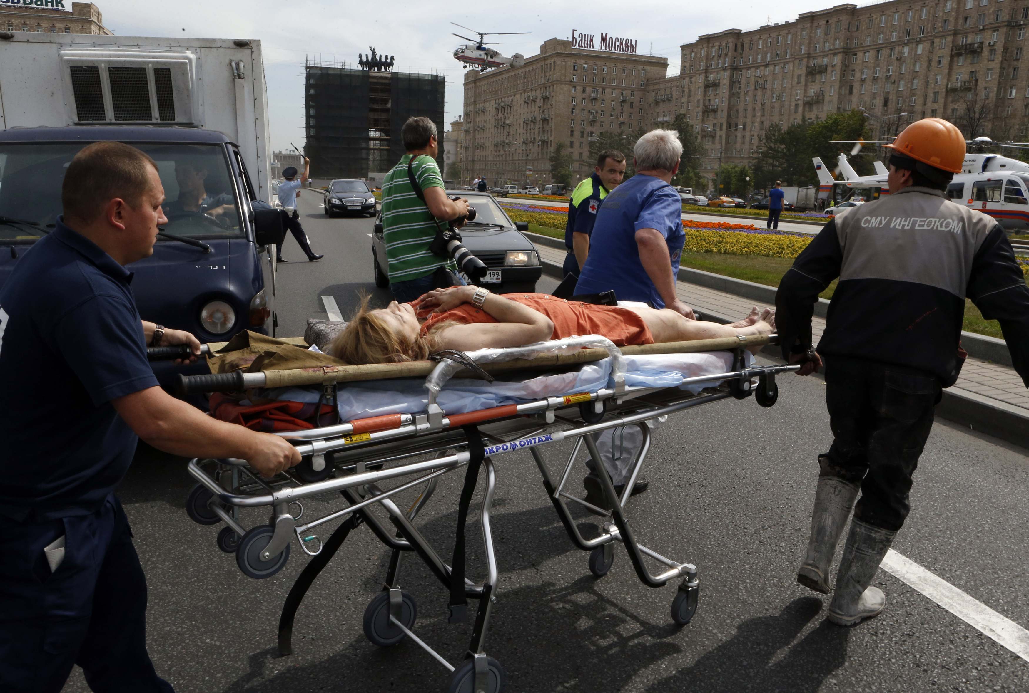 Μόσχα: Τουλάχιστον 20 νεκροί και 161 τραυματίες από τον εκτροχιασμό συρμού του μετρό (video)