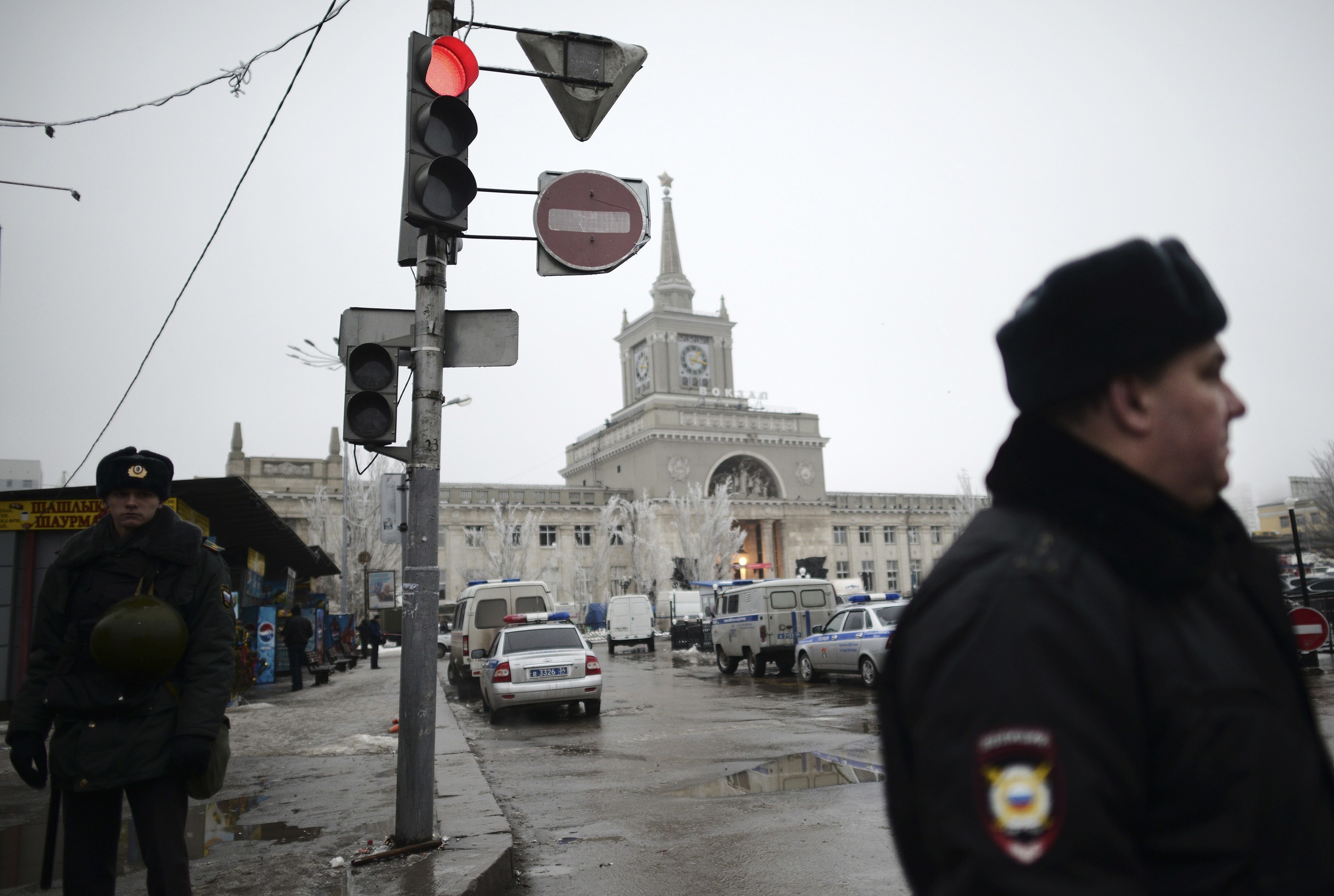 20 декабрь 2013. Взрыв на вокзале Волгоград 29.12.13. Теракт в Волгограде вокзал. 29 Декабря 2013 года теракт в Волгограде.