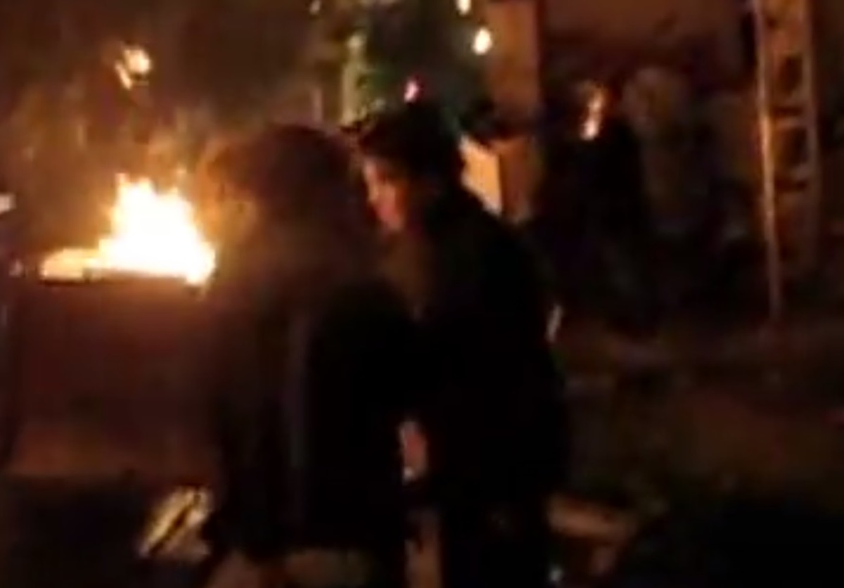 Βίντεο ντοκουμέντο – Ο 15χρονος Νίκος Ρωμανός λίγα λεπτά μετά την δολοφονία του Αλέξη Γρηγορόπουλου