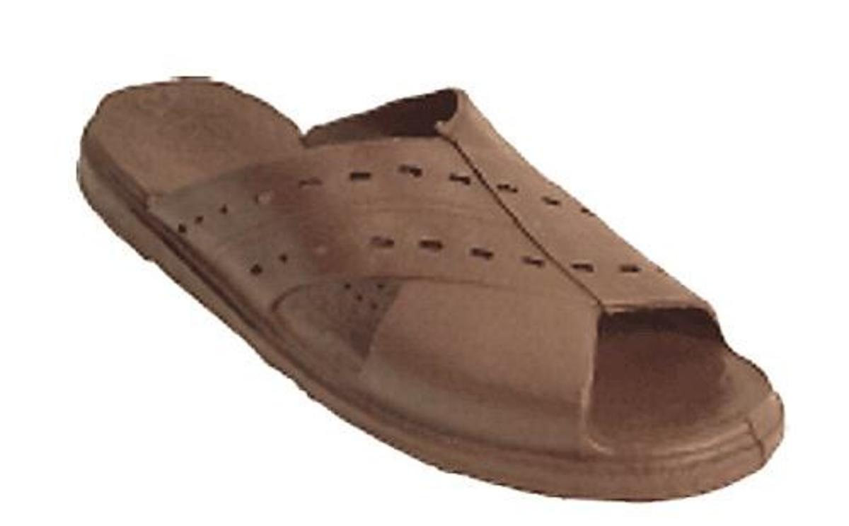 Τέλειωσαν και οι σαγιονάρες στα Κέντρα Νεοσυλλέκτων! Ντους με άρβυλα!