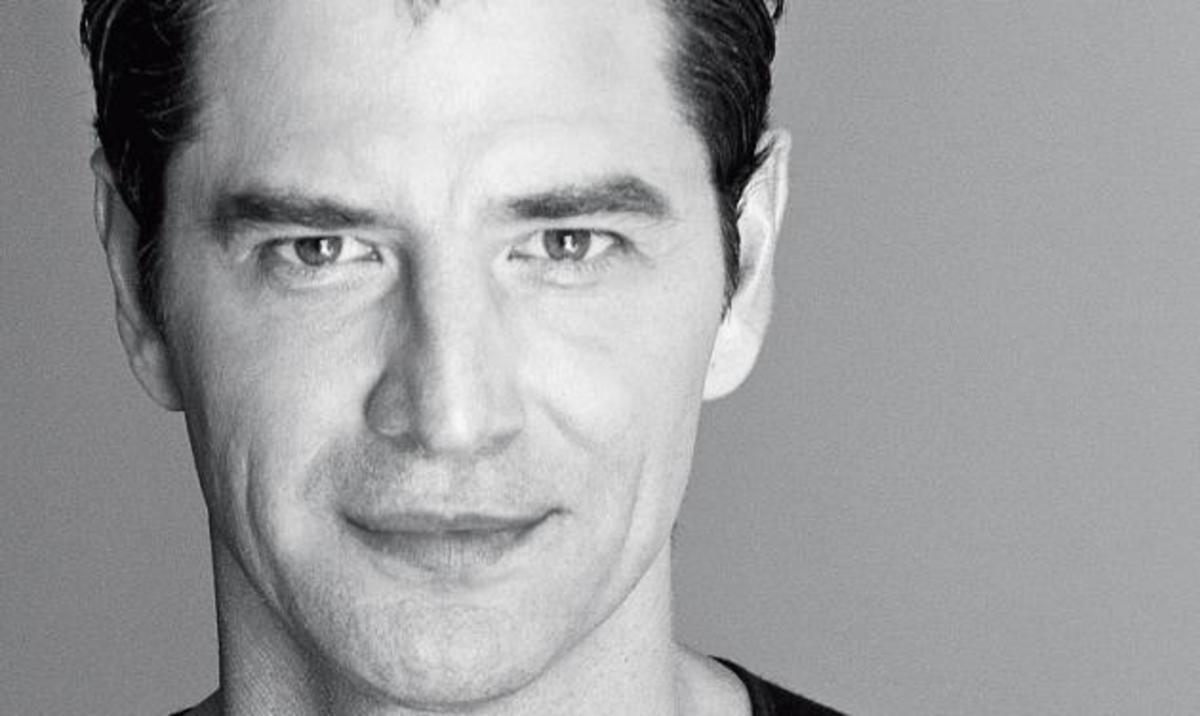 Σάκης Ρουβάς: “Μου αρέσει να καταρρίπτω όλα τα προγνωστικά”