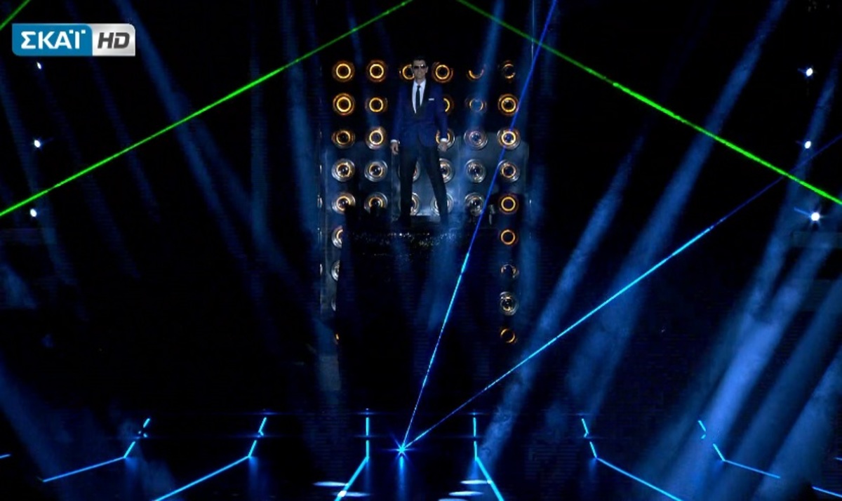 X Factor: Η λαμπερή πρεμιέρα του show! Θερμή υποδοχή από τον Σάκη Ρουβά!