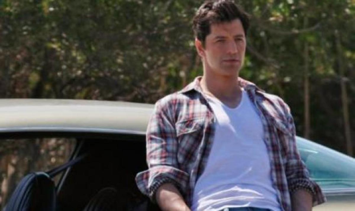 Ο Σάκης Ρουβάς μοιράζει χαμόγελα στα παιδιά που το έχουν ανάγκη!