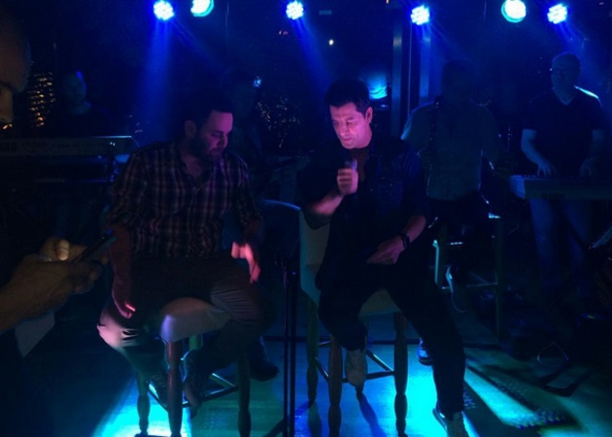 Κοσμικά γενέθλια με λαμπερές παρουσίες! Βίντεο και φωτογραφίες