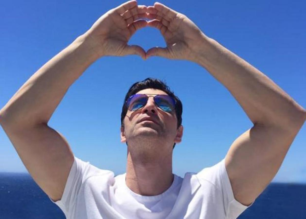 Σάκης Ρουβάς: Τι ετοιμάζει στη Μύκονο;