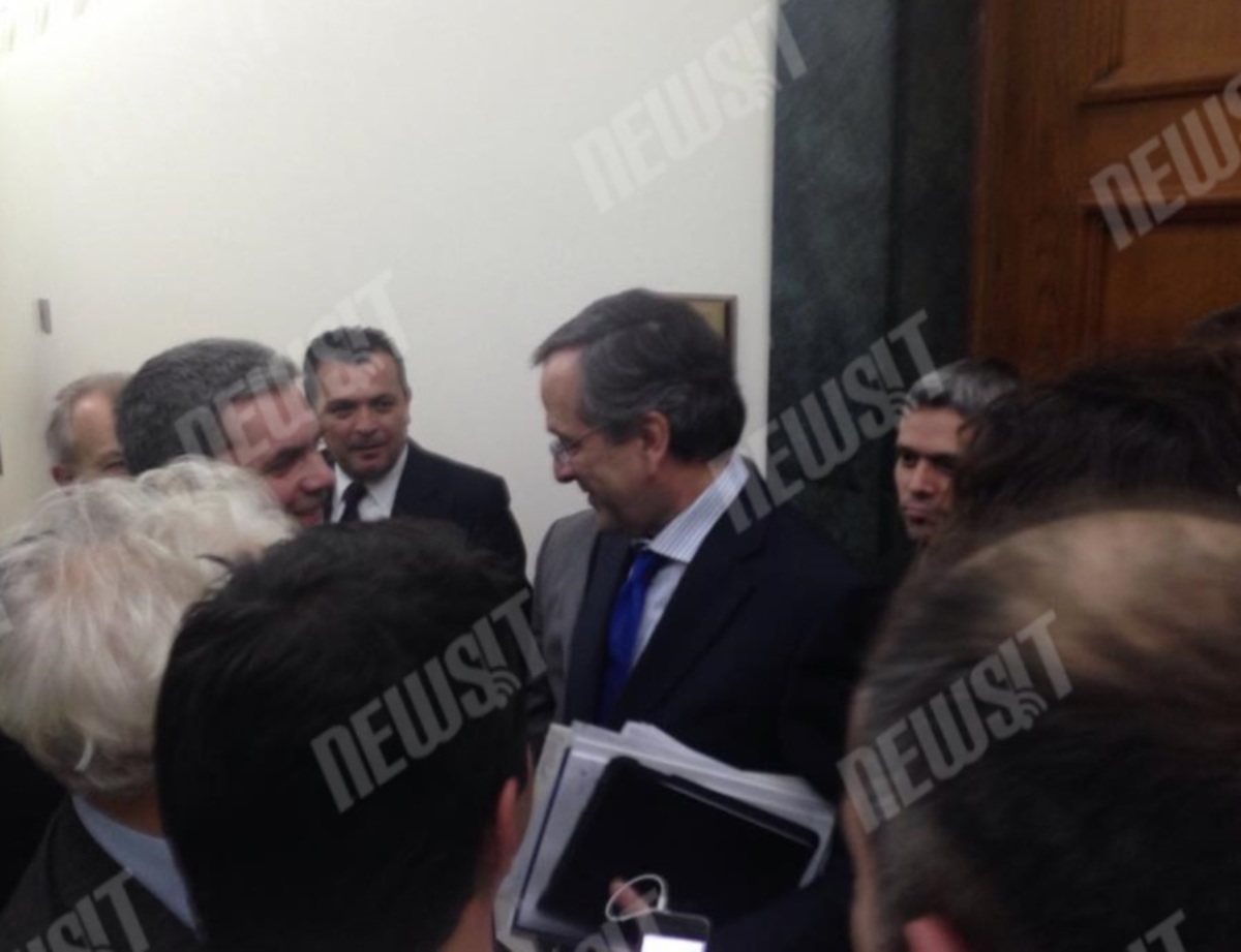 Κέρδισε τον πρώτο (εσωκομματικό)… γύρο ο Σαμαράς – Μόνο 18 βουλευτές ζήτησαν συνέδριο