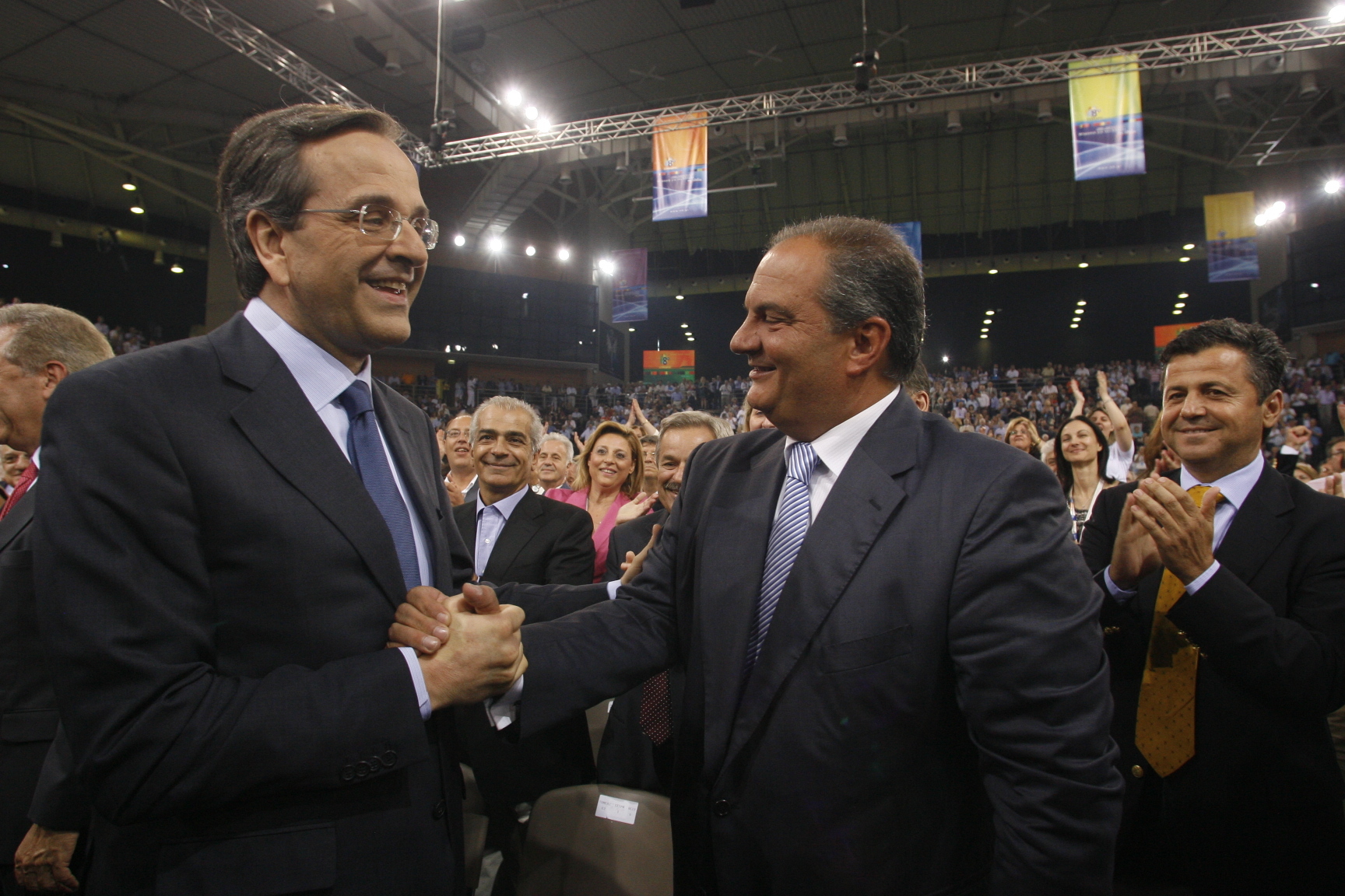 Εκλογές 2014: Οι 20 ημέρες που θα κρίνουν το στοίχημα Σαμαρά – H παρέμβαση Καραμανλή