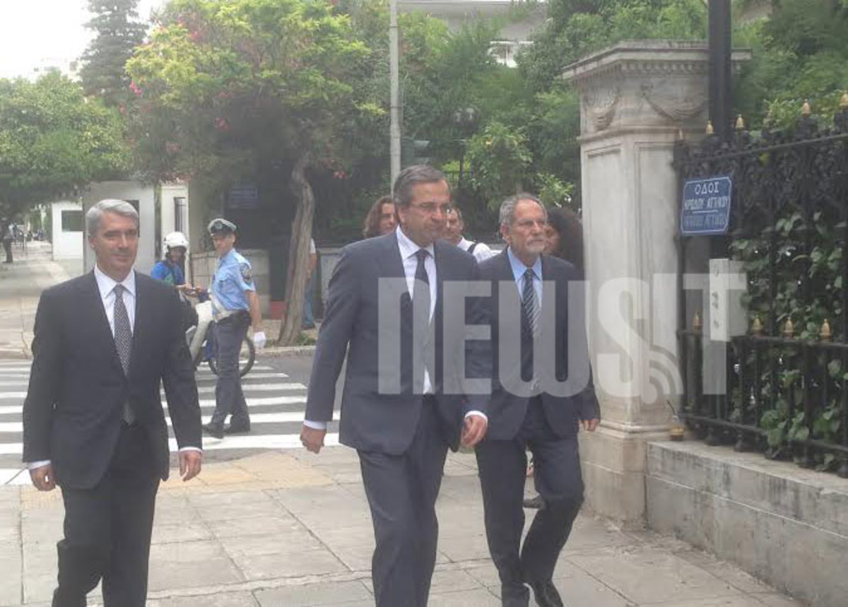 Ο διάλογος Σαμαρά-Παπαπούλια