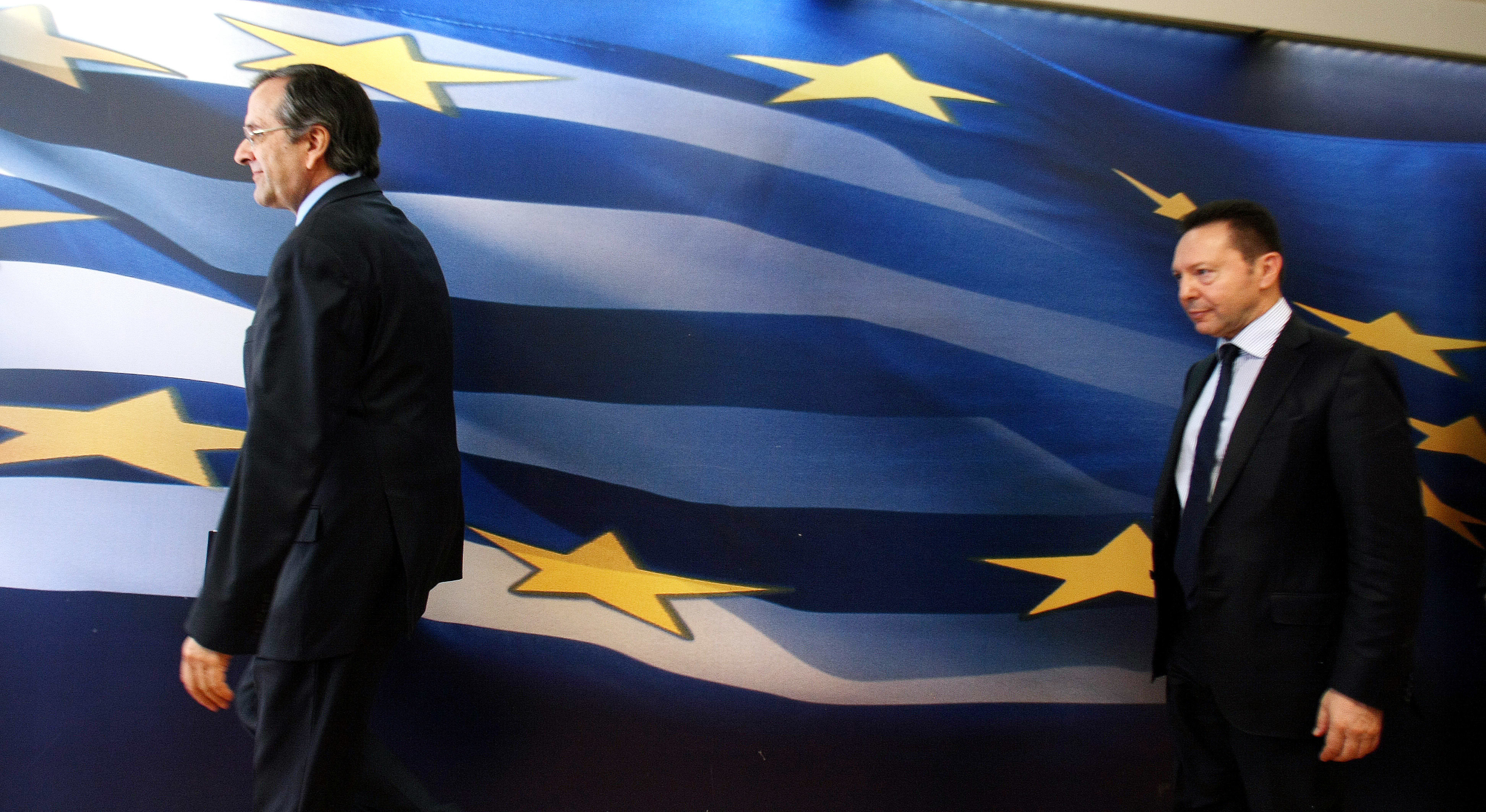 Ανασχηματισμός αλά Καραμανλή (;) Ο Σαμαράς επικεφαλής στο υπουργείο Οικονομικών κι ο Στουρνάρας στην ΤτΕ; Η κίνηση συμβολισμού ενόψει διαπραγματεύσεων