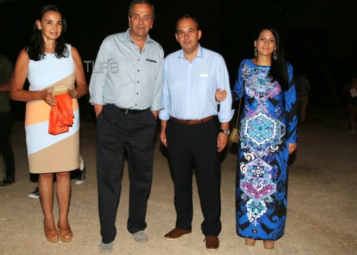 Σαμαράς – Πλακιωτάκης: Με τις συζύγους τους στην Επίδαυρο! ΦΩΤΟ