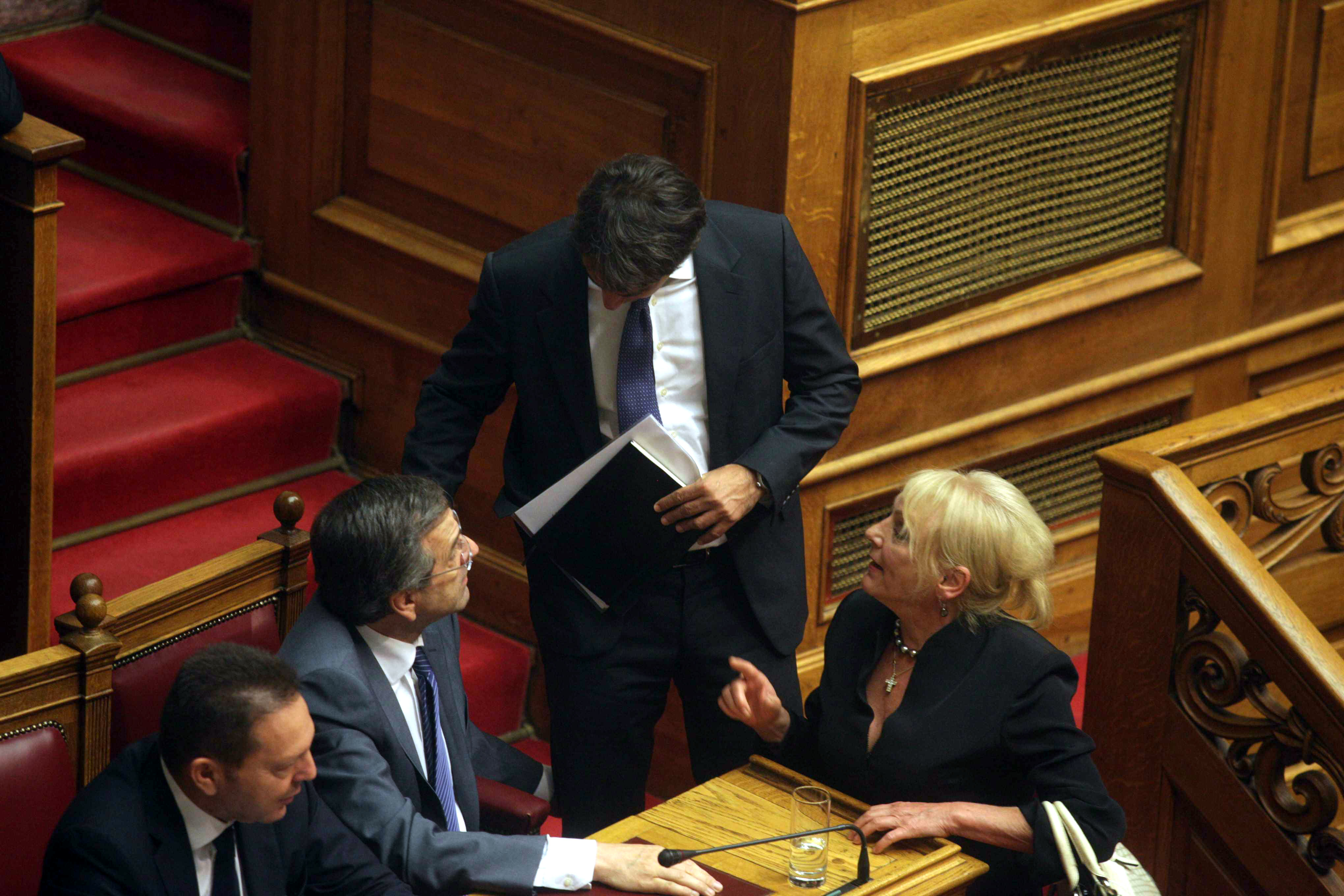 Ραντεβού Σαμαρά – Βενιζέλου μετά το αυριανό Κυβερνητικό Συμβούλιο Μεταρρύθμισης