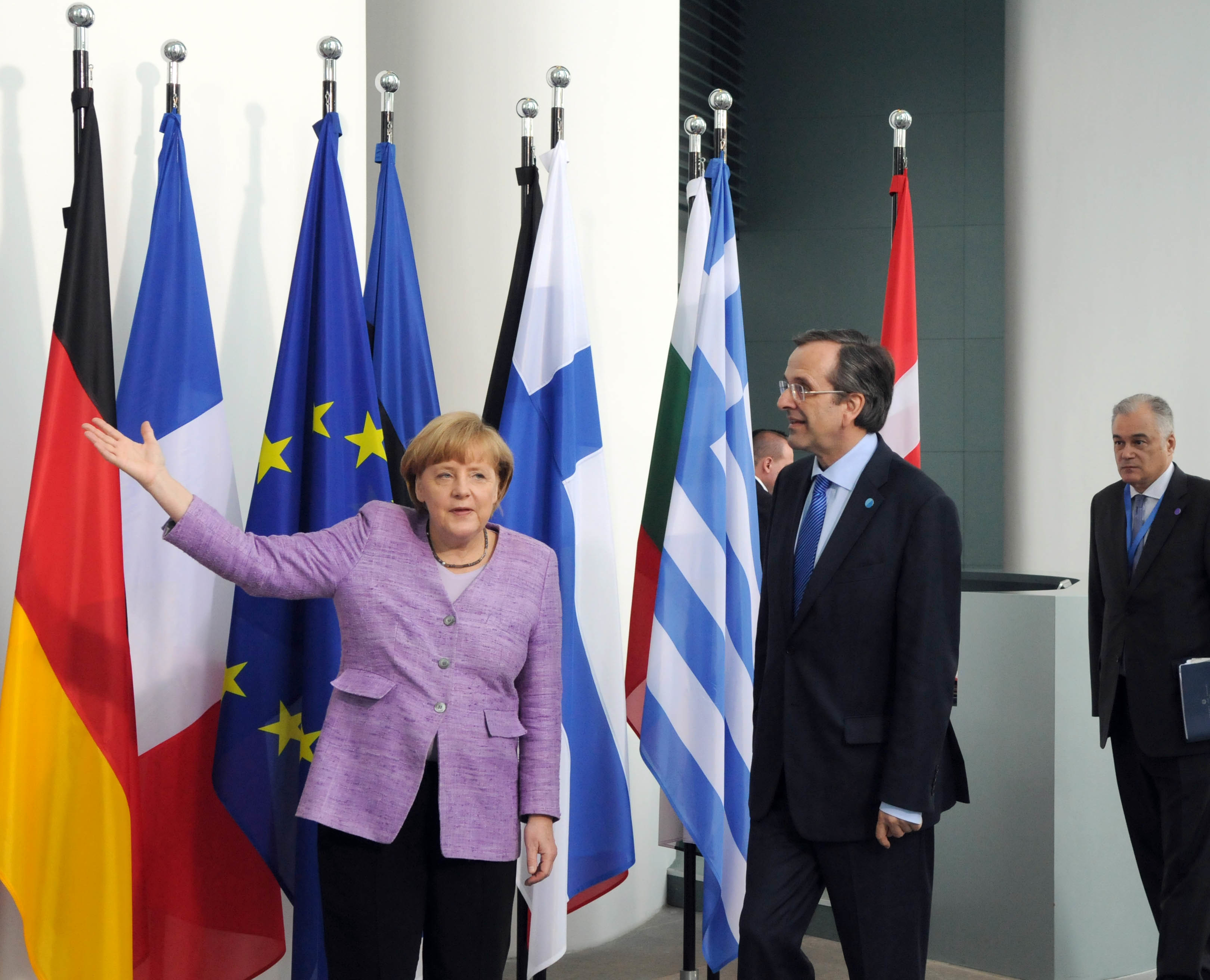 “Αρχίζουν να αποδίδουν οι μεταρρυθμίσεις στην Ελλάδα”, διαπιστώνει αυστριακό ρεπορτάζ