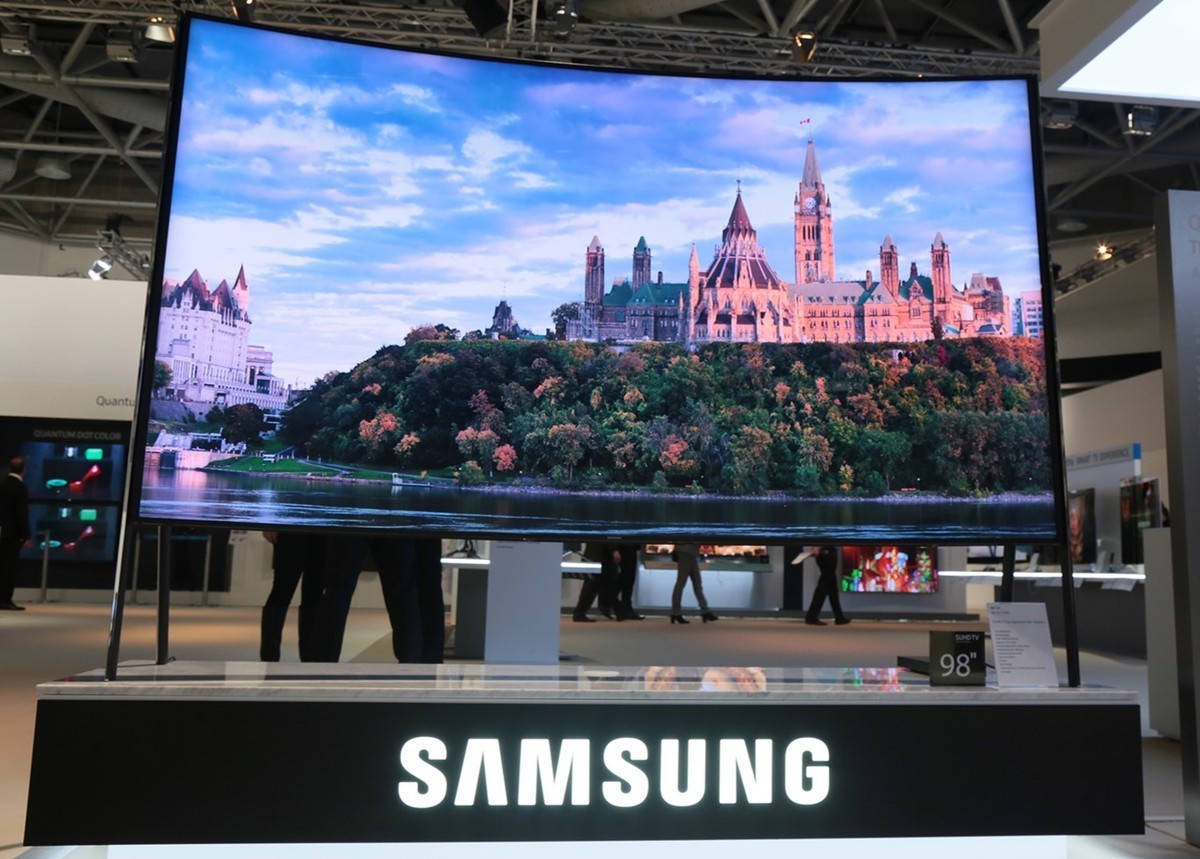 Αυτές είναι οι νέες SUHD κυρτές τηλεοράσεις της Samsung