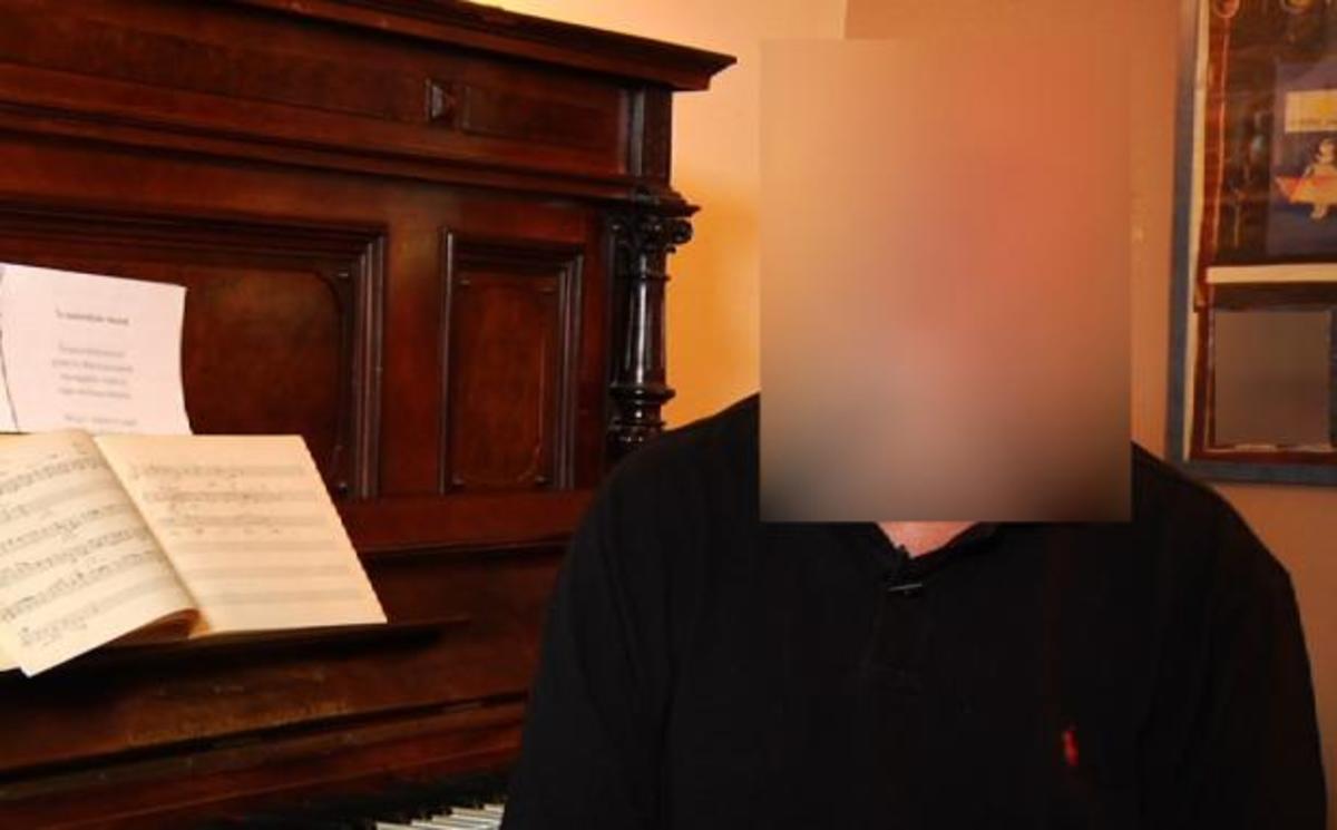 «Έμεινα εμβρόντητος» – «Με περιστοίχισαν άγνωστοι και έβαλα τα κλάματα»