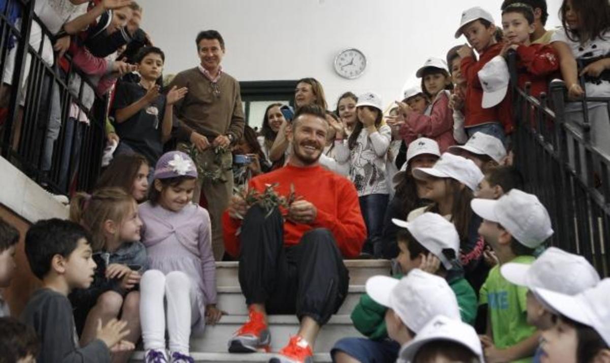 Ο David Beckham στο Πειραματικό Σχολείο Αθηνών! Όλο το παρασκήνιο της επίσκεψης