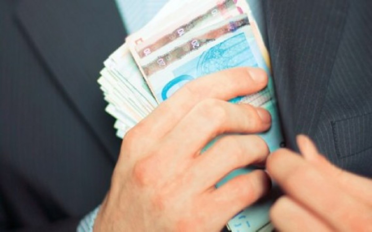 Θεσσαλονίκη: Υπάλληλος του ΣΔΟΕ συνελήφθη  για εκβίαση