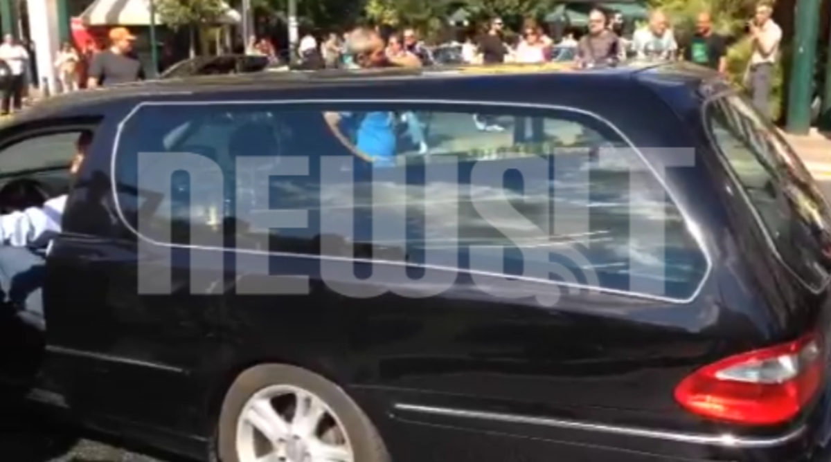 Νεκροφόρες στην πορεία ΠΟΕ-ΟΤΑ