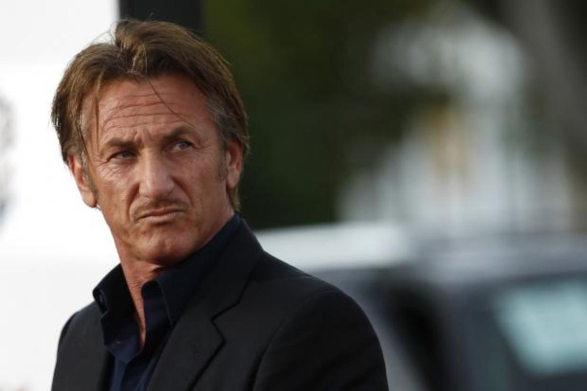 Ο γοητευτικός 22χρονος γιος του Sean Penn, είναι ολόιδιος ο πατέρας του!