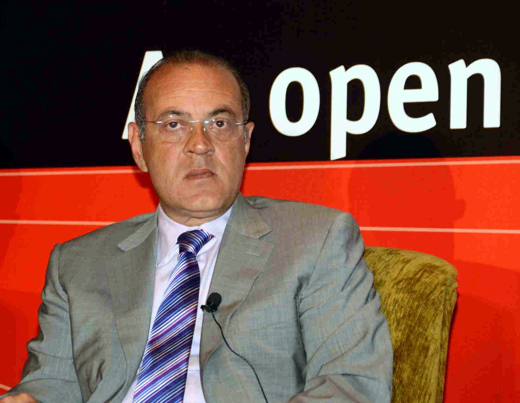 ΣΕΒ: “Το πολιτικό σύστημα καλείται να υπερβεί τον εαυτό του”