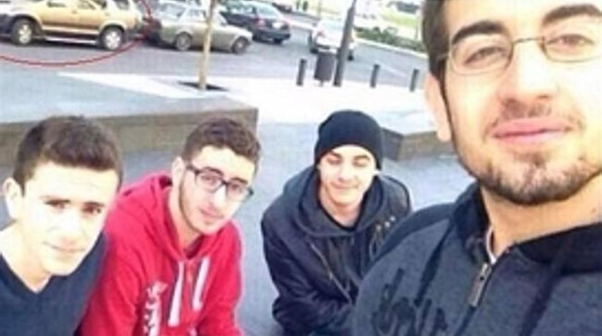 Η τραγωδία που κρύβεται πίσω από αυτή τη selfie
