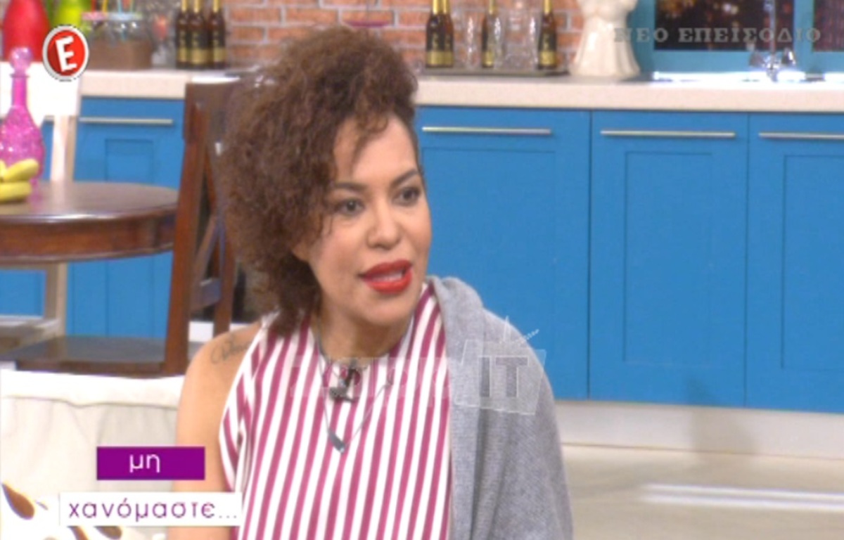 Η επίθεση που δέχτηκε η “Δεβόρα” από το “Εκείνες κι εγώ” μέσα στο τρένο!