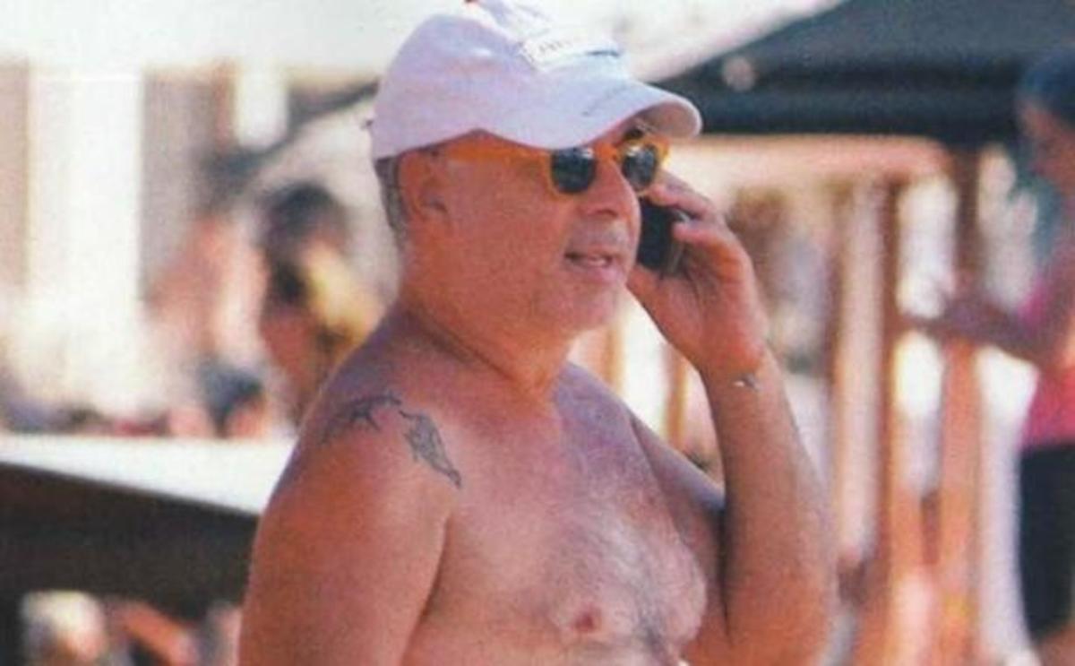 Δείτε τον Φώτη Σεργουλόπουλο στην παραλία! (Φωτό)