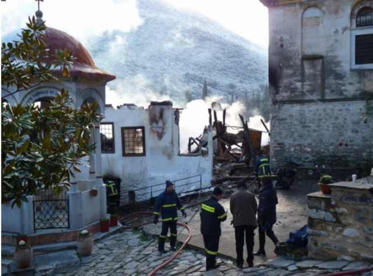 Σέρρες: Τα 2 εκατομμύρια ευρώ αγγίζουν οι ζημιές από την πυρκαγιά στο μοναστήρι