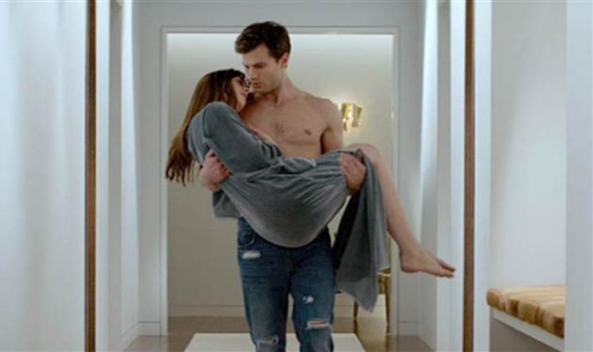 Πανικός με τις “50 αποχρώσεις του γκρι” – Ποιοι απαγορεύουν την προβολή της ταινίας;