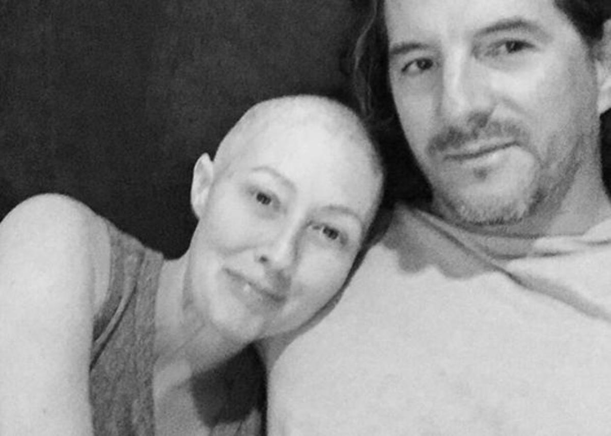 Συγκλονίζει η εικόνα της Shanen Doherty που παλεύει με τον καρκίνο