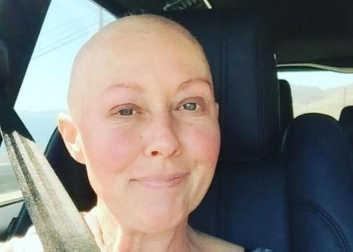 Shannen Doherty: Σκιά του εαυτού της μετά τη χημειοθεραπεία! Βίντεο