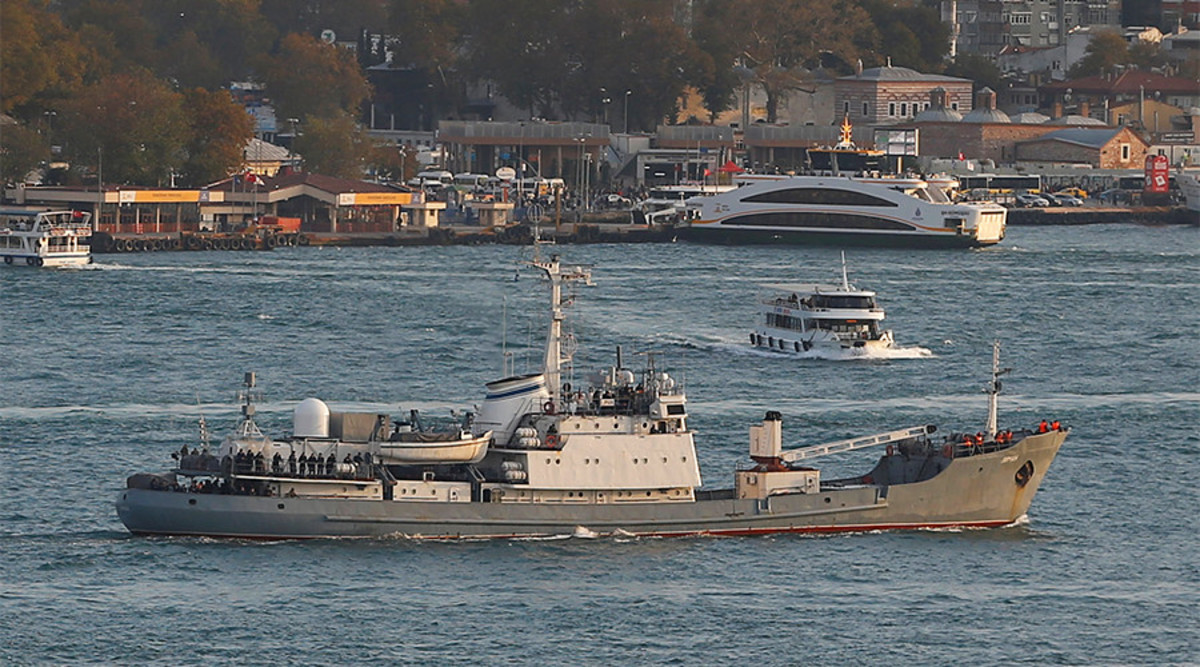 Ρωσικό πολεμικό πλοίο συγκρούστηκε με άλλο σκάφος στη Μαύρη Θάλασσα!