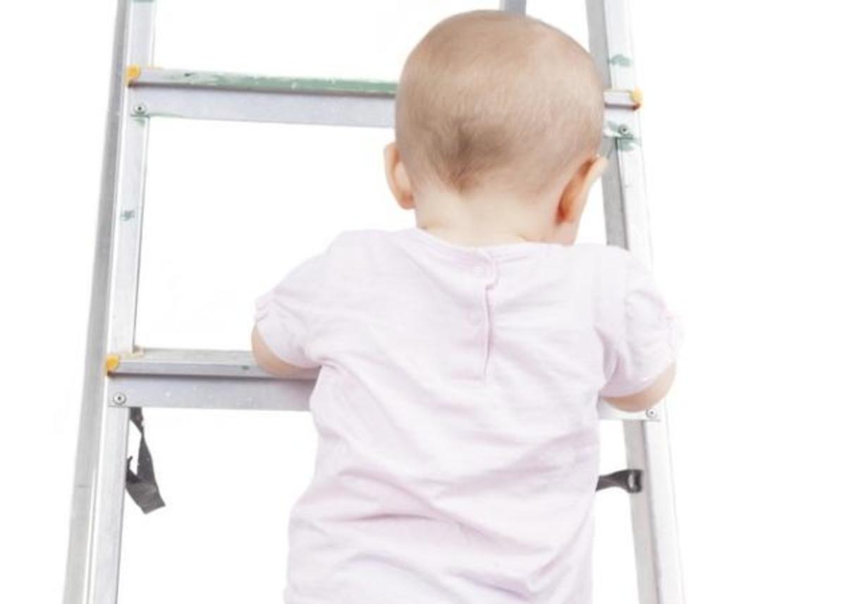 Ατυχήματα στο σπίτι και παιδί: πώς να τα προλάβετε!