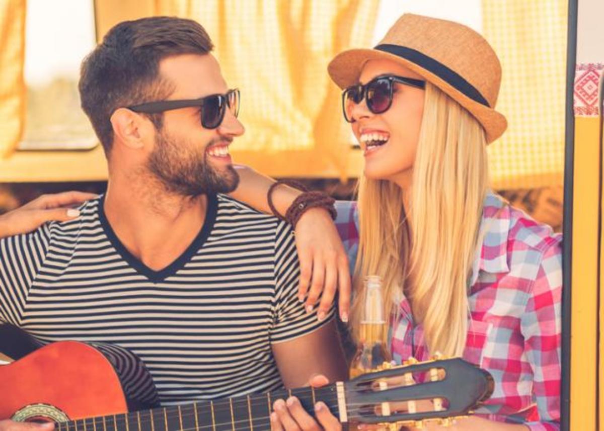 Έρωτας Κεραυνοβόλος VS Έρωτας βήμα-βήμα: Τελικά ποια είναι η σωστή ταχύτητα να ερωτευθείς;