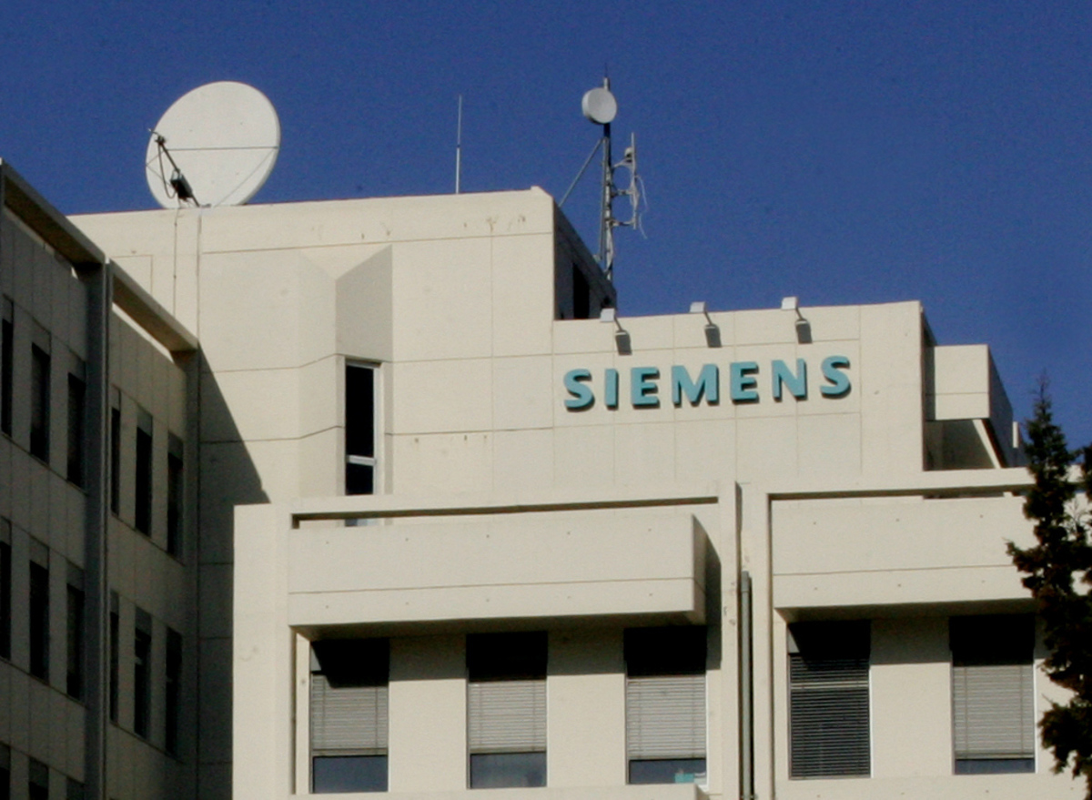 «Deal στην Αθήνα» για τη Siemens