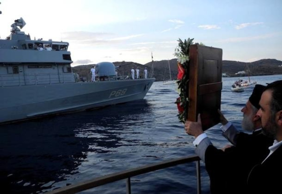 Η Παναγία η Χρυσοπηγή στην «αγκαλιά» του Αιγαίου – ΦΩΤΟ