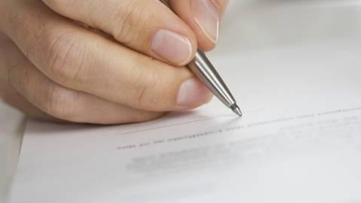 Πλαστογραφούσαν τιμολόγια χρησιμοποιώντας υπογραφές πελατών τους!