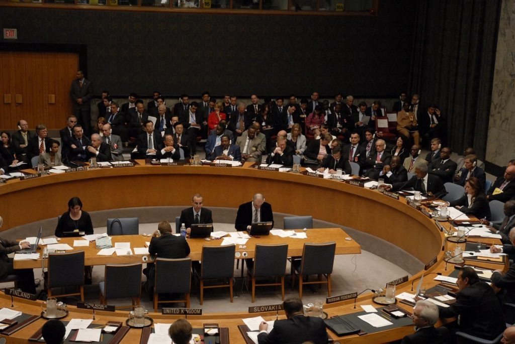 Το Συμβούλιο Ασφαλείας “καθηλώνει” τη Βόρεια Κορέα