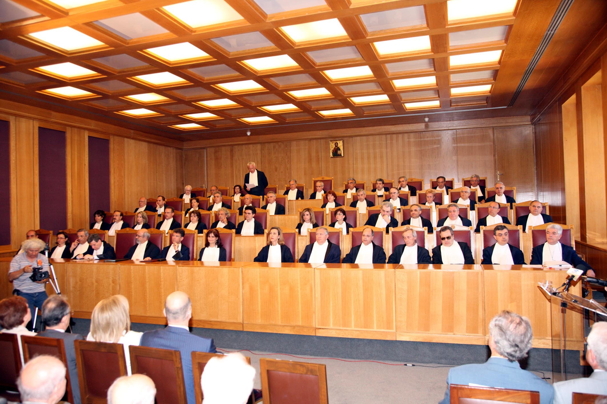 Επικυρώθηκε η απόλυση θυρωρού που είχε να πατήσει στη δουλειά 1 χρόνο