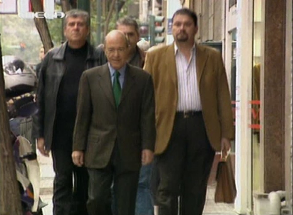 Οργή Σημίτη για την εξεταστική πριν το 2004