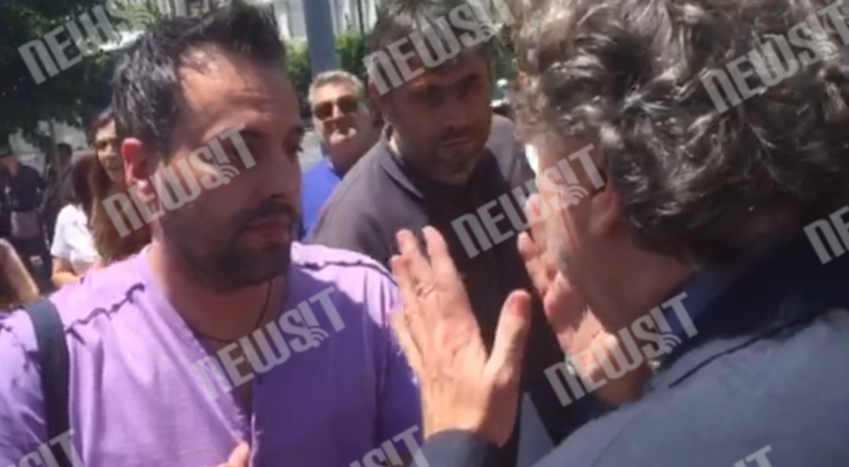 Οι συμβασιούχοι γιούχαραν Κατρούγκαλο