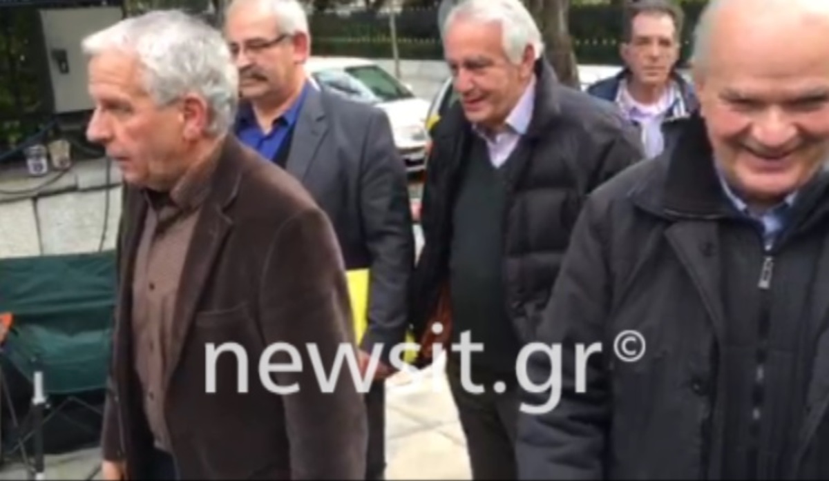 Συνάντηση Τσίπρα με συνταξιούχους