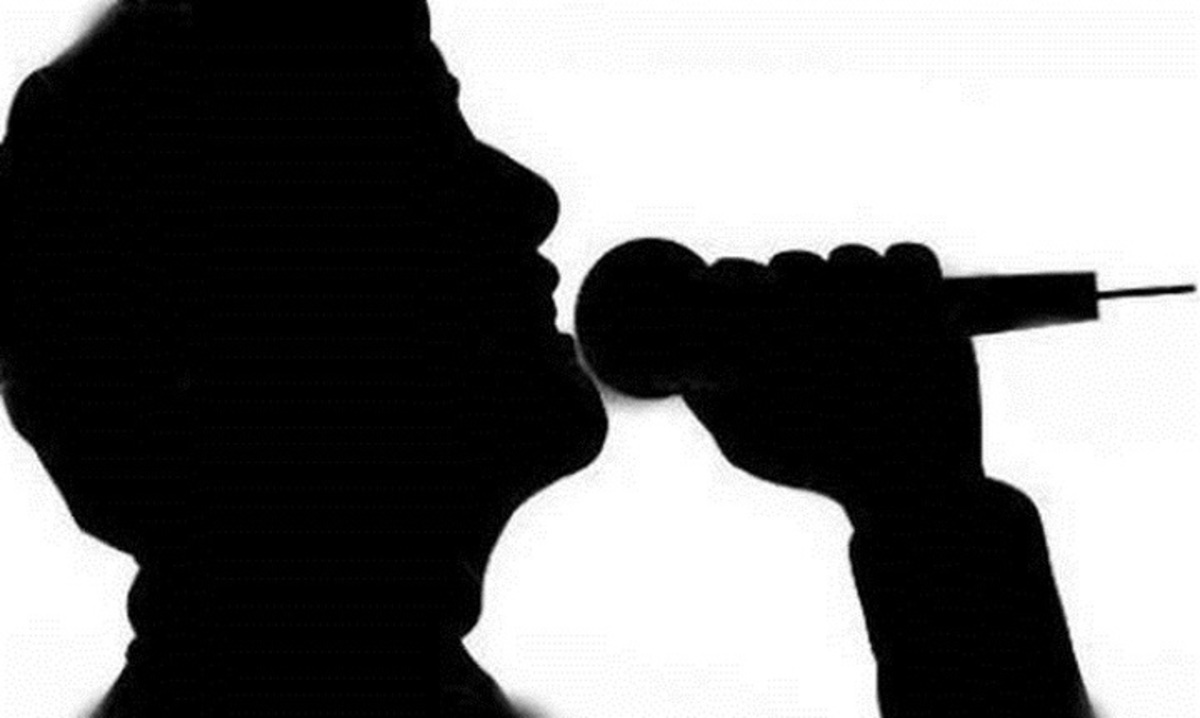 Έλληνας τραγουδιστής: «Εγώ έφταιγα που χωρίσαμε με τη γυναίκα μου»