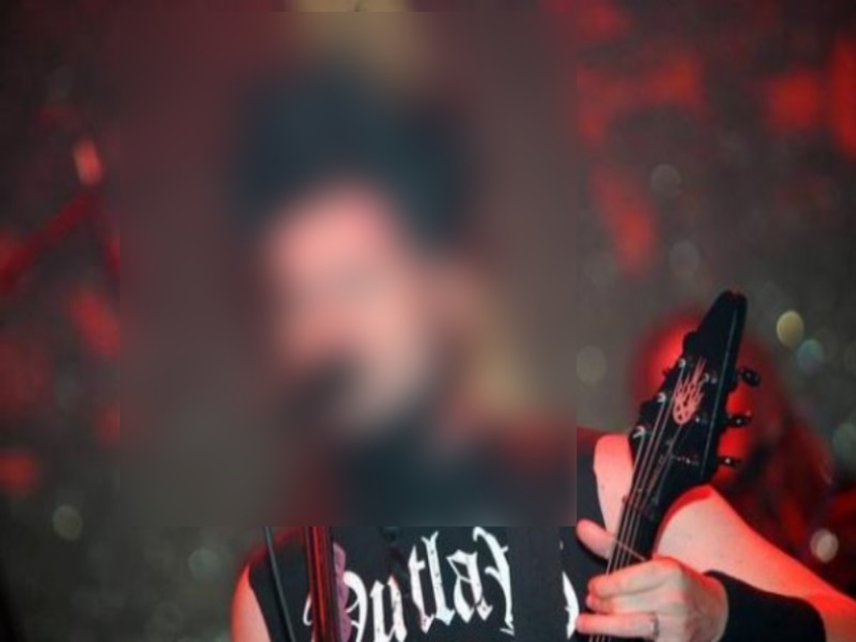 ΣΟΚ: Νεκρός γνωστός τραγουδιστής στα 48 του χρόνια!